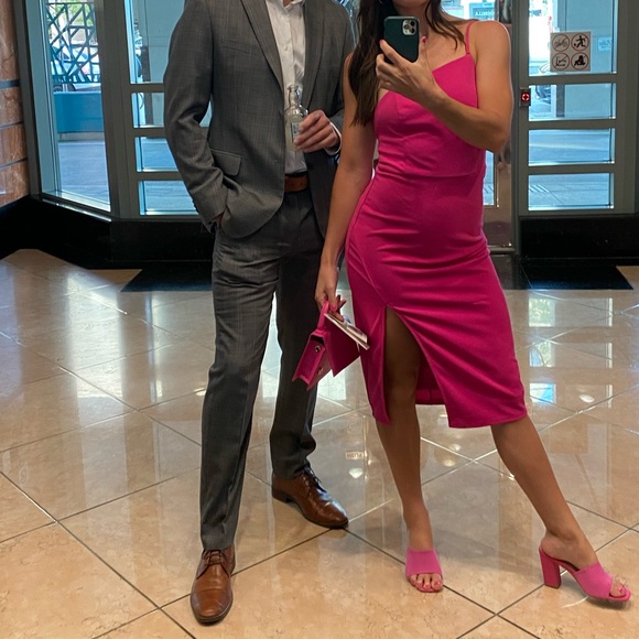 Lulu’s one shoulder dress - Picture 4 of 4